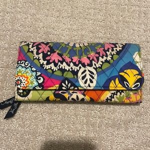VERA BRADLEY wallet